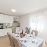 Apartman Cherry Garden