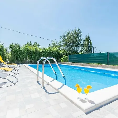 Cherry Garden Apartment *